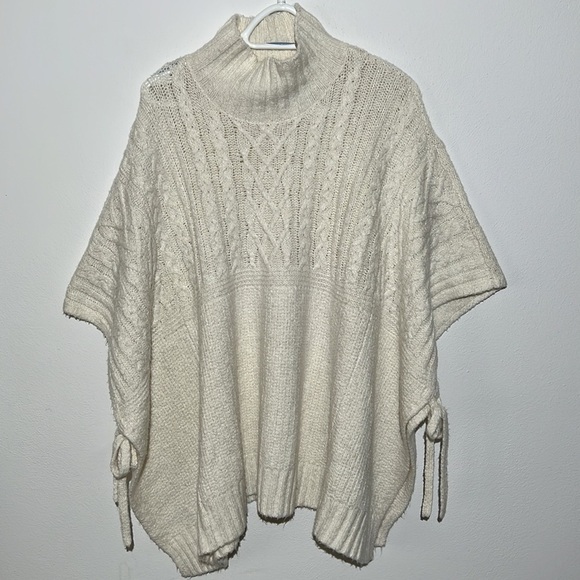 UGG Joanna Poncho Sweater - Picture 2 of 7